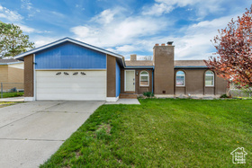 Photo 1 for 3916 S Hawkeye Dr