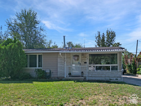 Photo 1 for 1011 E Rancho Blvd