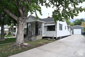 Photo 2 for 3684 S Adams Ave