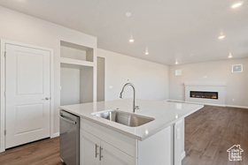Photo 3 for 79 E Broadway Dr #1032