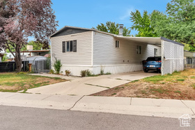 Photo 3 for 11273 S Jordan Meadow Ln #205