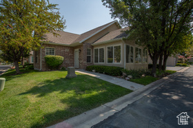 Photo 3 for 2097 W Jordan Villa Dr