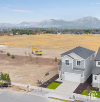 Photo 4 for 12731 S Glacier Trail Ln #164