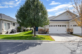 Photo 4 for 201 E Red Pine Dr #17