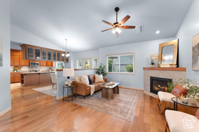 Photo 5 for 3879 S Mcgregor Ln