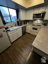 Photo 4 for 8722 S Oakwood Park Cir  #8722