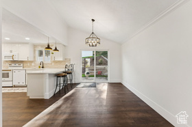 Photo 5 for 2423 S Elaine Dr