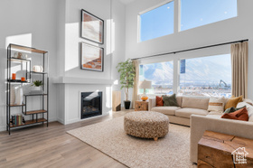 Photo 4 for 798 N Chianina Dr #168