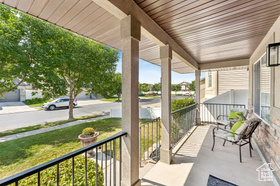 Photo 3 for 1052 Oldham Dr