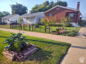 Photo 2 for 816 32nd St