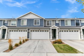 Photo 3 for 1056 E Waterway Ln