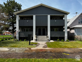 Photo 1 for 2745 Grant Ave