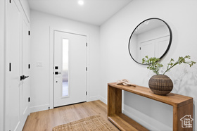 Photo 4 for 519 E Warnock Ave #C