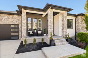 Photo 2 for 14203 S Brook Heights Cir