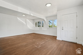 Photo 3 for 373 Franklin St