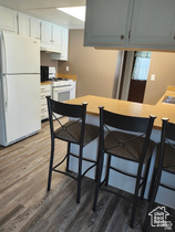 Photo 6 for 205 E Cherry View Ln