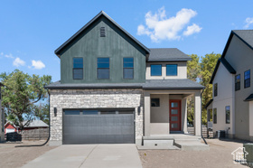 Photo 1 for 498 W Maidengrass Way