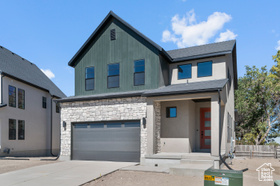 Photo 3 for 498 W Maidengrass Way