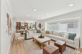 Photo 6 for 6877 Pineview Cir