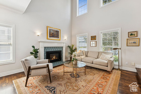 Photo 4 for 464 N D St