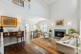 Photo 3 for 464 N D St