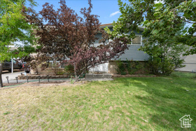 Photo 1 for 1077 E Turquoise Way