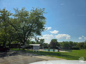Photo 3 for 296 E Nashue St #112