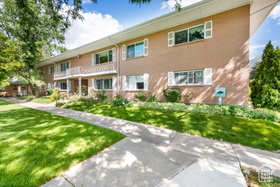 Photo 2 for 2209 E Carriage Ln #42