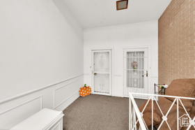 Photo 3 for 2209 E Carriage Ln #42