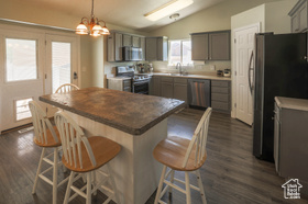 Photo 6 for 4012 W Newland Loop #1