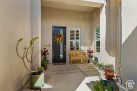 Photo 2 for 1216 W Wickham Dr