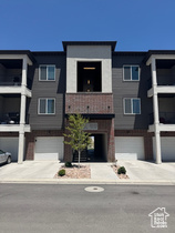 Photo 1 for 4574 W Voight Ln #C203