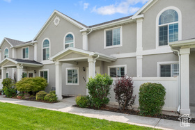 Photo 4 for 802 Brookside Ct