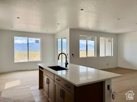 Photo 4 for 4945 N Topaz Dr #303
