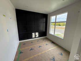 Photo 4 for 283 W Summerhill Ln