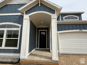 Photo 4 for 626 N Legend Cir #479