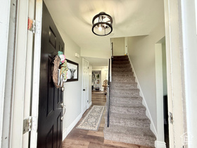 Photo 3 for 4923 W Silvertip Dr