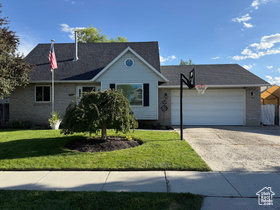 Photo 1 for 4923 W Silvertip Dr