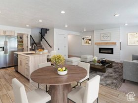 Photo 4 for 6562 S Aspen Ln