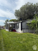 Photo 2 for 7067 W Palomino Dr #93