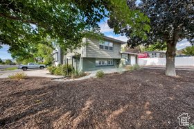 Photo 3 for 3113 E Upland