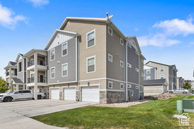 Photo 1 for 1834 W Newcastle Ln #201