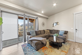 Photo 4 for 2331 Mesa Rd #D-12
