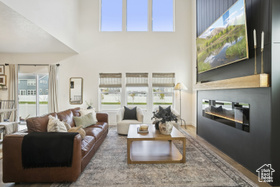 Photo 6 for 5084 N Espalier Dr