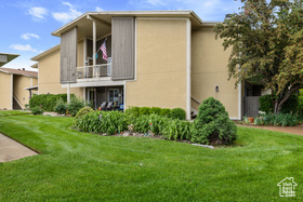 Photo 4 for 305 Peach Ln #G