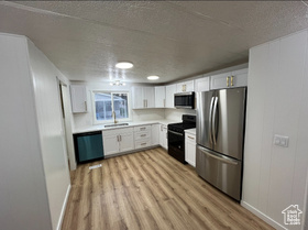 Photo 2 for 276 N Winter St