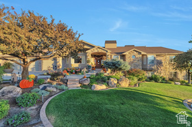 Photo 1 for 1040 E Canyon Rd