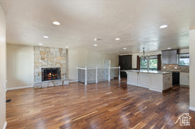 Photo 4 for 8492 S Mesa Dr
