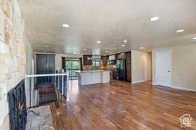 Photo 5 for 8492 S Mesa Dr