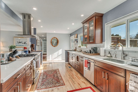 Photo 5 for 1555 E Winward Dr